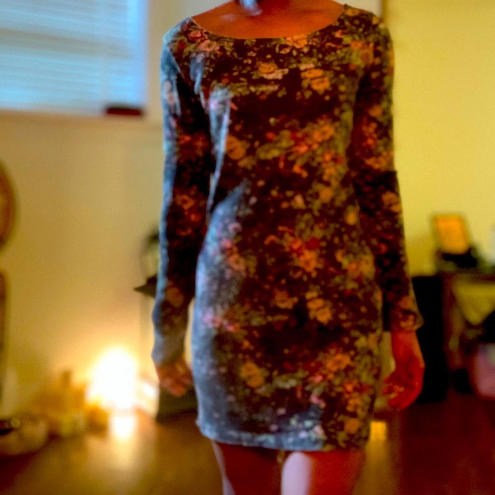 Insight floral thermal tunic